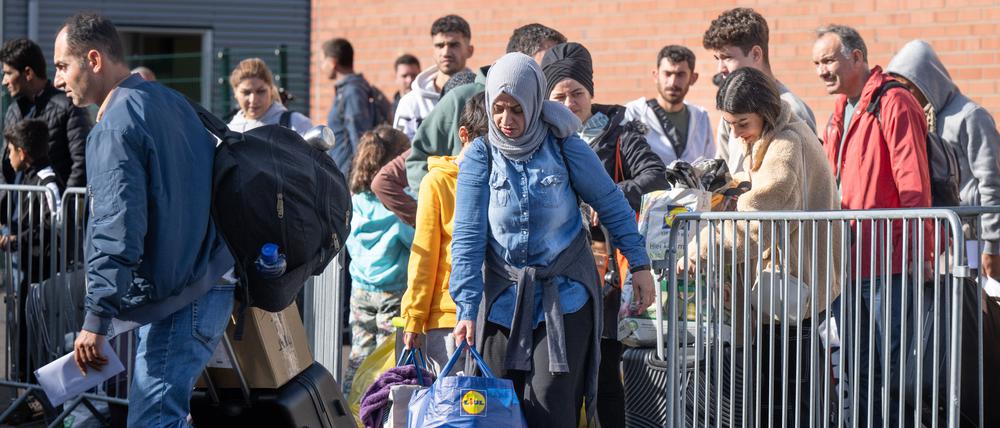 Flüchtlinge in einer Erstaufnahmeeinrichtung.