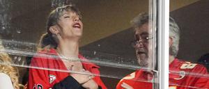 Taylor Swift am 12. Oktober beim Football-Spiel Denver Broncos gegen Kansas City Chiefs.