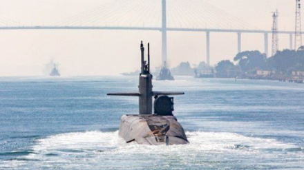Das US-Zentralkommando veröffentlichte das Bild eines U-Bootes der Ohio-Klasse, das sich offenbar im Suezkanal nordöstlich von Kairo befindet. 