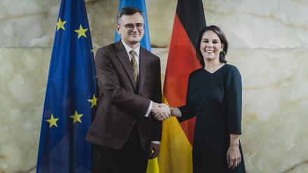 Dmytro Kuleba und Annalena Baerbock am 2. November 2023 in Berlin.