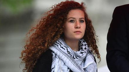 Die palästinensische Aktivistin Ahed Tamimi wartet im Zentrum Londons am 11. Mai 2019 auf eine Rede bei einer Kundgebung. 