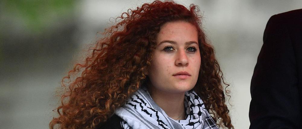 Die palästinensische Aktivistin Ahed Tamimi wartet im Zentrum Londons am 11. Mai 2019 auf eine Rede bei einer Kundgebung.