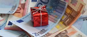 4000 Euro Weihnachtsgeld gibt es für Chemiearbeiter. 