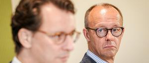 Auf einer gemeinsamen Pressekonferenz am Dienstagvormittag wurde klar, dass NRW-Ministerpräsident Hendrik Wüst (CDU) und Bundesparteichef Friedrich Merz nicht in allen Punkten übereinstimmen.