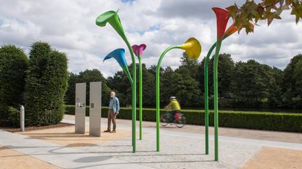 Ein Denkmal für die erste homosexuelle Emanzipationsbewegung am Magnus-Hirschfeld-Ufer in Berlin. Die queere Geschichte der Stadt wird in der „BerlinHistory-App“ differenziert dargestellt.