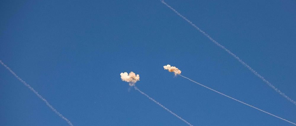 Gefahr aus dem Libanon. Raketen über dem Kibbuz Dan in Nordisrael am 7. November 2023.