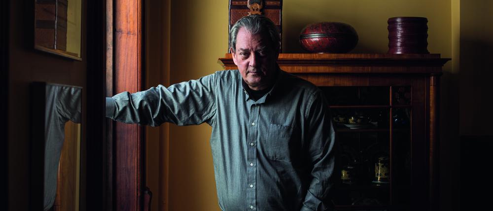 Der Schriftsteller Paul Auster. Er wurde 1947 in Newark, New Jersey geboren.