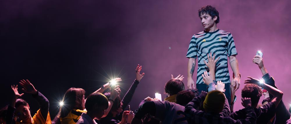 Adrain Figueroas Stück "Pauken" am HAU 