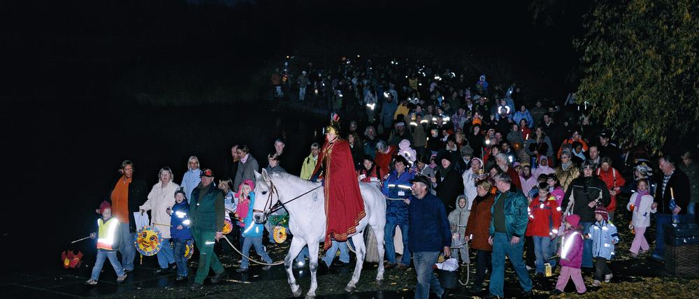 Am Samstag werden wieder Laternenlieder gesungen.
