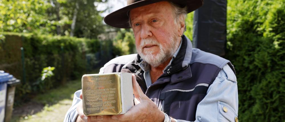Ein Lebenswerk: Gunter Demnig hat in seinem Leben bereits etwa 100.000 Stolpersteine verlegt.