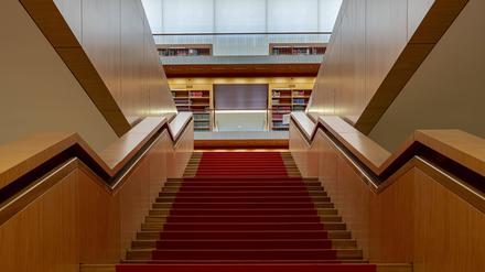 Treppe in der Staatsbibliothek Unter den Linden, Berlin, Deutschland, Europa *** Stairs in the State Library at the lime trees, Berlin, Germany, Europe Copyright: imageBROKER/Karl-HeinzxSpremberg ibxkhs08342885.jpg Bitte beachten Sie die gesetzlichen Bestimmungen des deutschen Urheberrechtes hinsichtlich der Namensnennung des Fotografen im direkten Umfeld der Veröffentlichung!