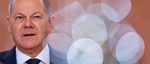 Bundeskanzler Olaf Scholz nimmt an der wöchentlichen Kabinettssitzung im Kanzleramt in Berlin teil, Deutschland, 8. November 2023.     