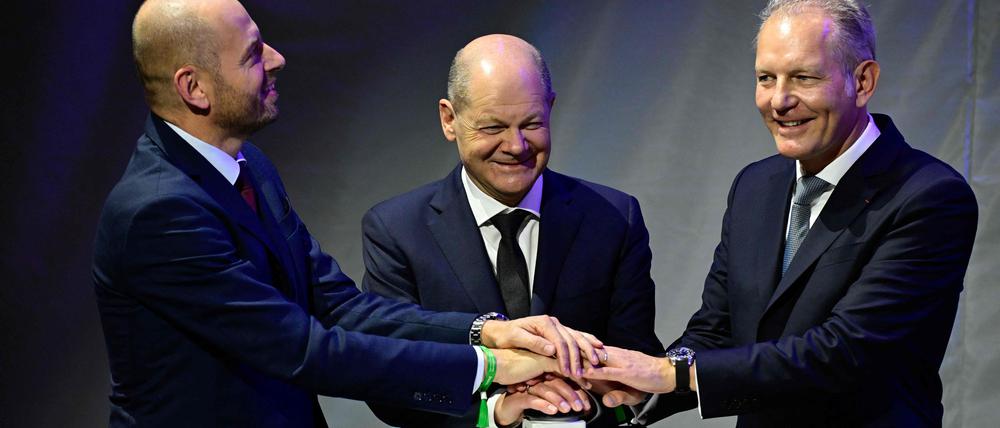 German group Siemens Energy and French Air Liquide are jointly inaugurating a strategic factory on November 8 in Berlin for the decarbonization of heavy industry.