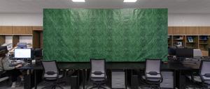 BILLIE CLARKEN
Suspension of Disbelief, 2022
UV printing on PVC, plywood, 196 × 455 × 50 cm (Courtesy of the Artist) 