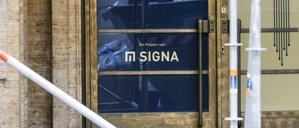 Alle Berliner Bauprojekte des von René Benko gegründeten Immobilienkonzerns Signa wurden gestoppt. 