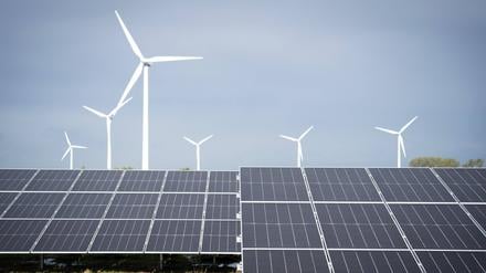 Sowohl Wind- als auch Solarpapiere sind in überaus stürmisches Gelände geschlittert.