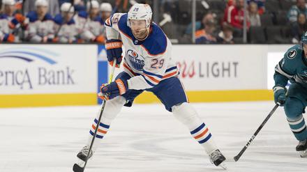 Leon Draisaitl würde gerne mal bei Olympia auflaufen.