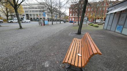 Der Treff von Obdachlosen auf dem Bassinplatz wurde von der Stadt geräumt.