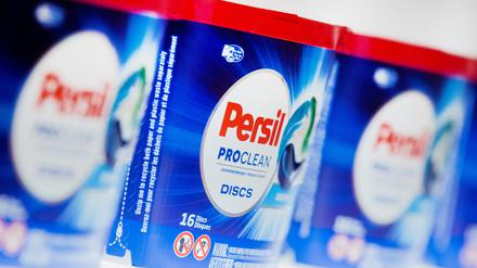 Henkel-Mitarbeiter: Von der neuen Regelung zur Elternzeit profitieren hierzulande vor allem Väter.