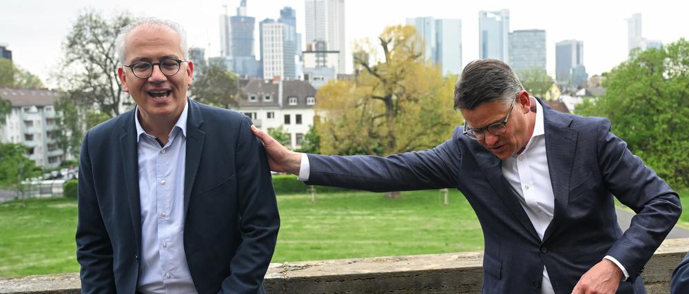 Boris Rhein (r.) wirft die hessischen Grünen um Tarek Al-Wazir aus der Regierung.