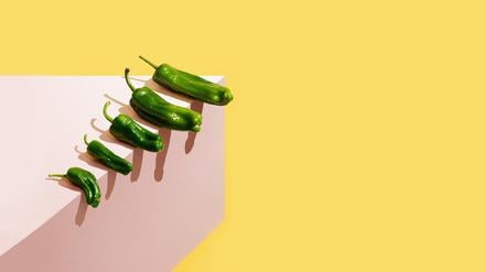 „In Pornos ist jeder Penis groß, gerade und beschnitten - doch das ist nicht die Realität“, sagt Urologe Volker Wittkamp. 