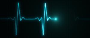 Das Herz schlägt nicht mehr, die Wiederbelebung ist erfolglos. Doch plötzlich zeigt die Person wieder ein Lebenszeichen. Wie kann das sein? 