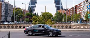 Bis zum Ende seiner Ratspräsidentschaft in knapp acht Wochen will Spanien eine wegweisende EU-Richtlinie auf den Weg bringen. Sie soll Sozialdumping und Ausbeutung von Fahrerinnen und Fahrern bei Diensten wie Uber oder Bolt verhindern.
