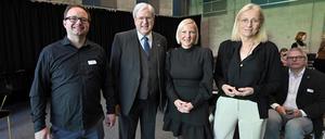 Politischer Morgen des Medianet in Babelsberg: Moderator Alexander Fuchs, Wirtschaftsminister Jörg Steinbach (SPD), Medianet-Chefin Jeannine Koch und Susanne Stürmer, Präsidentin der Filmuniversität Babelsberg (v.l.).