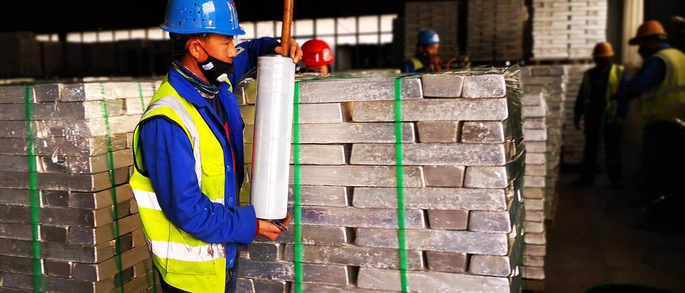 Weltgrößter Lieferant von Magnesium ist China. 95 Prozent des in der EU verarbeiteten Magnesiums kommen laut Rohstoffagentur von dort.
