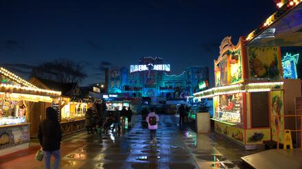Rummel vor dem Weihnachtsfest: Der „Winterzauber“ in Lichtenberg.