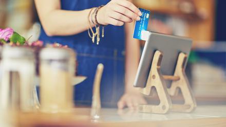 Die Fintech-Branche hat es im Krypto-Winter nicht leicht. Doch bei den Auszeichnungen am 22. November feiern sich die Firmen der Finanzbranche, die sich trotz Krise gut behaupten konnten.