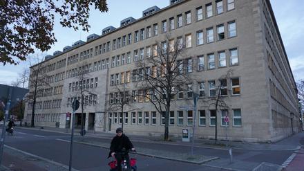 Das Berliner Landesverwaltungsamt residiert in einem Gebäude aus der Nazi-Zeit.