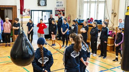 Der Kreuzberger Verein Sports for More e.V. wendet sich explizit an Mädchen und junge Frauen.
