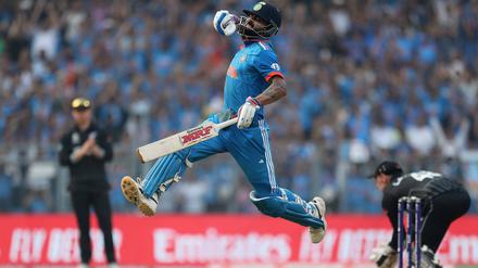 Zehn Spiele, zehn Siege. Indien ist ohne Niederlage ins Finale gestürmt und gilt dort auch gegen Australien als klarer Favorit.