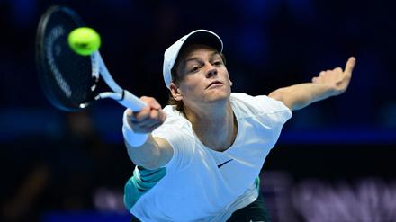 Jannik Sinner hat den Heimvorteil bei den ATP-Finals in Turin bisher nutzen können.