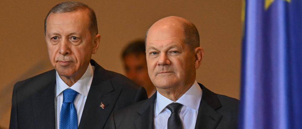 Erdogan und Scholz.