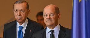 Erdogan und Scholz.
