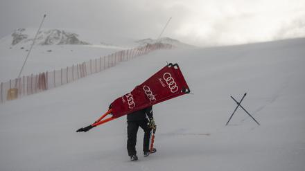 Vom Winde verweht. So sah es am Samstag am Matterhorn aus.