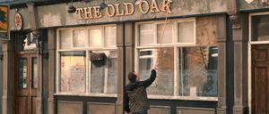 Der letzte öffentliche Raum: Das Pub von T. J. Ballantyne (Dave Turner) ist die einzige Kneipe im alten Bergbaudorf im Nordosten Englands, die noch nicht geschlossen hat.  