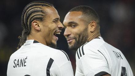 Leroy Sané (links) hat im Moment gut lachen.
