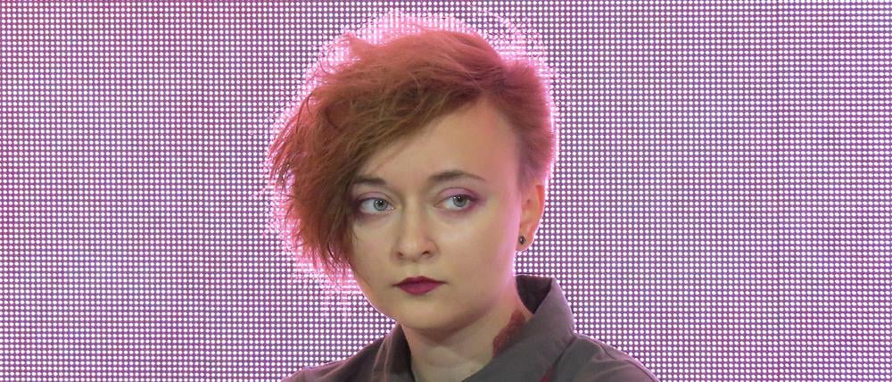 Russische Rebellin. Die Lyrikerin, Kuratorin und Künstlerin Darja Serenko.