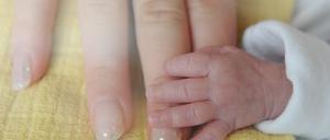 Eine 18-Jährige entführte einen Säugling aus einer Klinik. (Symbolfoto)