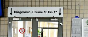 Bürgeramt Berlin Kreuzberg im Rathaus Kreuzberg.