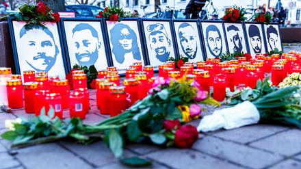 Mohamed Amjahid hat sein Buch dem Gedenken an die Opfern des rechtsterroristischen Anschlags von Hanau gewidmet.