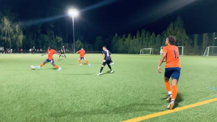Spandauer Kickers und ihr Sportplatz.
