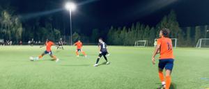 Spandauer Kickers und ihr Sportplatz.