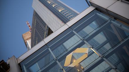 Nach Angaben der Commerzbank kam es wegen technischer Gründe bei einem Dienstleister zu nicht autorisierten Abbuchungen von Konten.