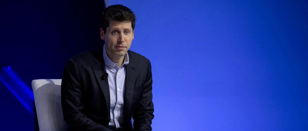 Der Rauswurf von Open-AI-Mitgründer Sam Altman hat die Technologieszene in den USA aufgewühlt. Nun kehrt er an die Spitze des Unternehmens zurück.