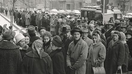 Ausstellung „Jürgen Henschel. Fotochronist im geteilten Berlin“ im Schöneberg Museum