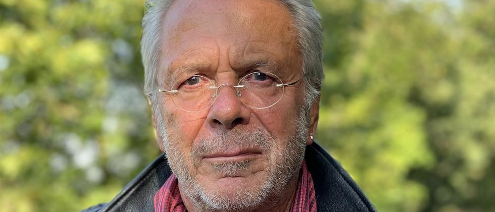 Immer nach Hause. Reinhard Mey blickt tief in die menschliche Seele und spart nicht mit Kritik an gesellschaftlichen Missständen.